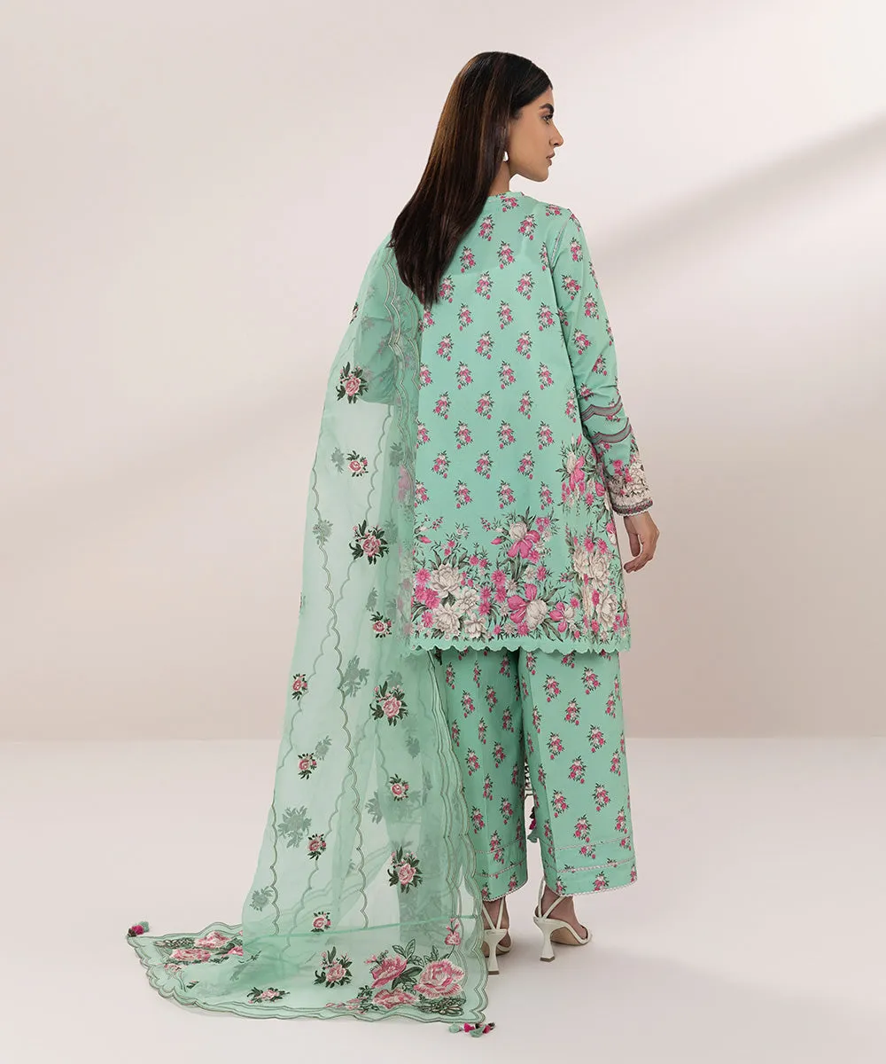 3 Piece - Embroidered Lawn Suit