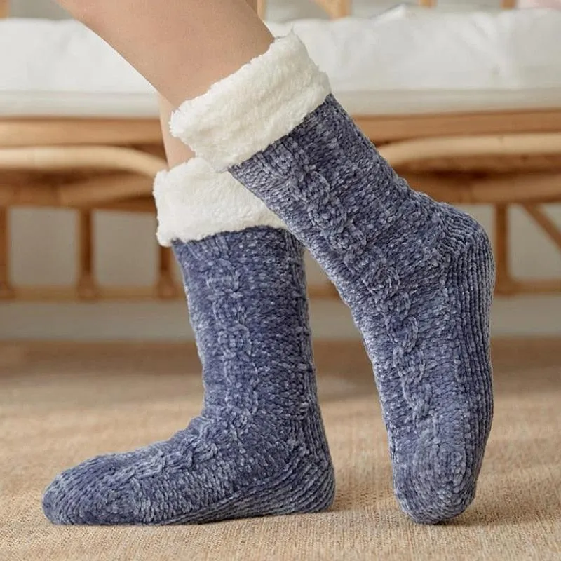 ALL SASS SLIPPER SOCKS