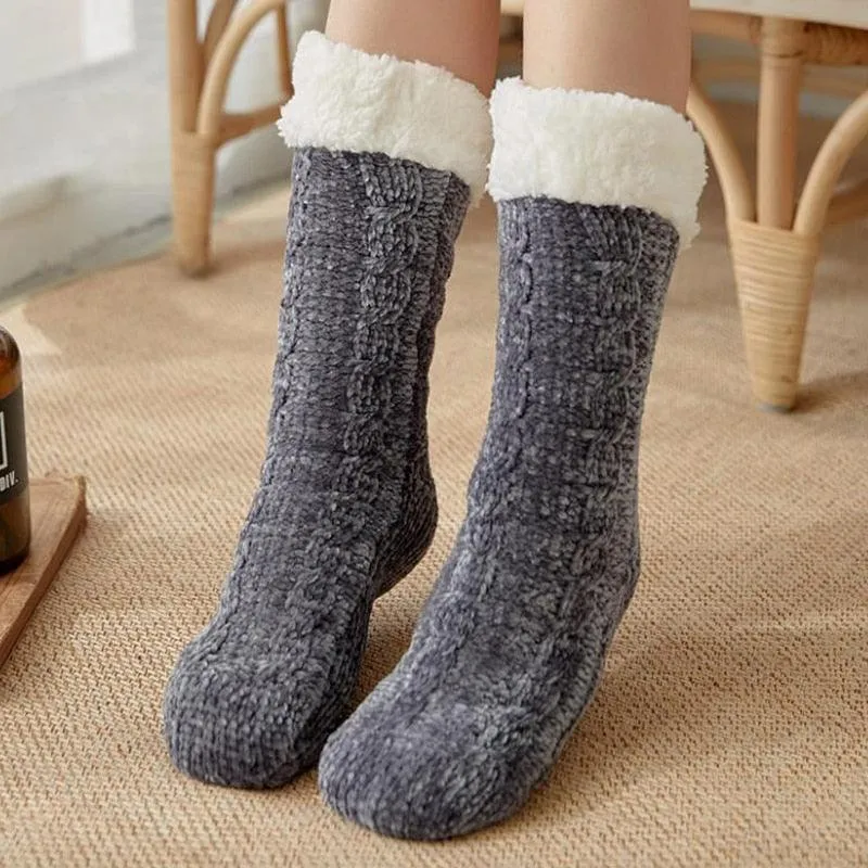 ALL SASS SLIPPER SOCKS