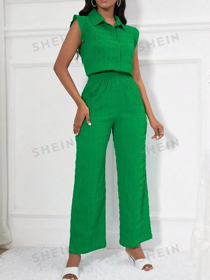 Sleeveless textured blouse and pants two piece set in green