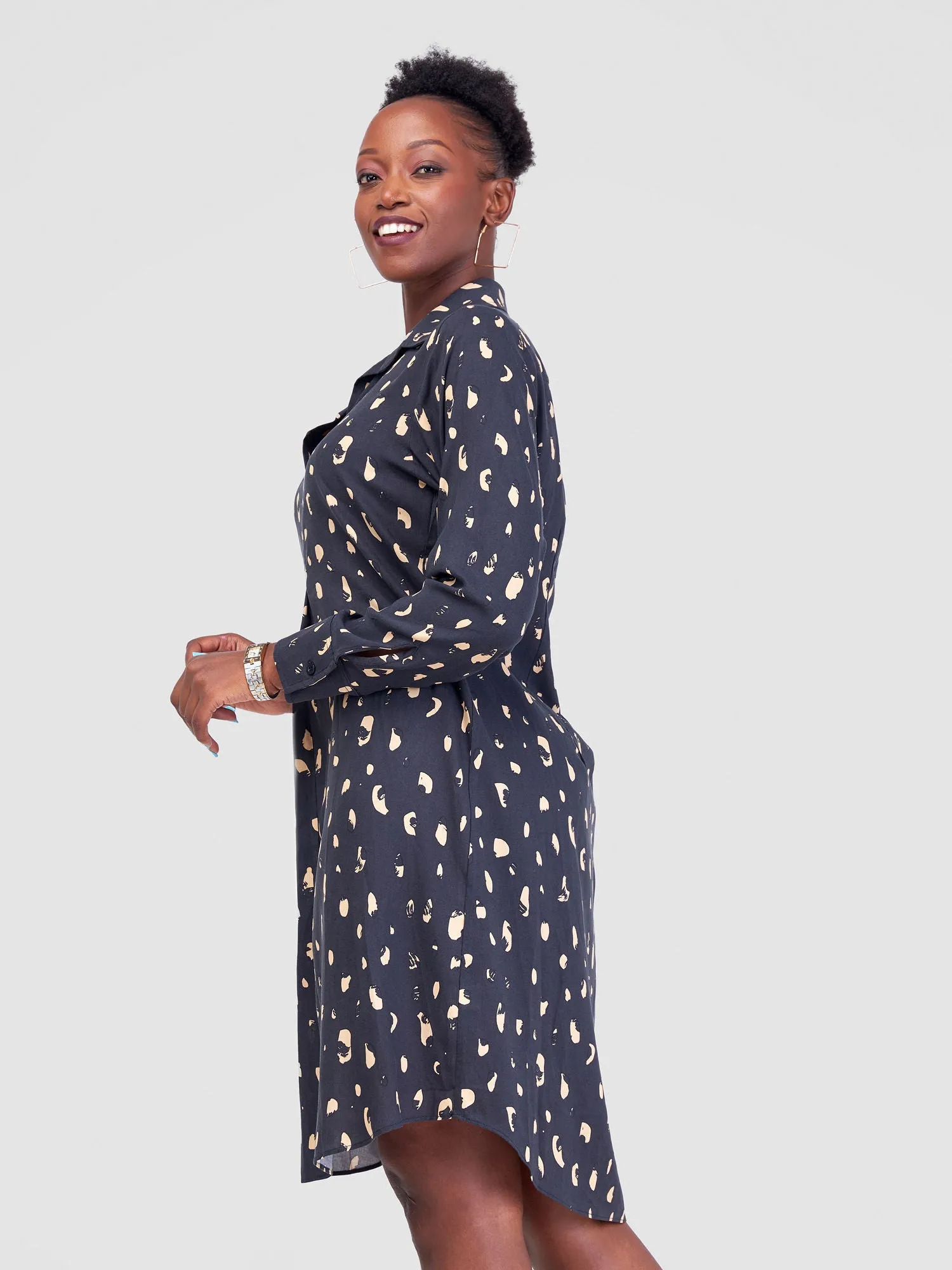 Vivo Yumi Long Sleeve Shirt Dress - Black / Taupe Print